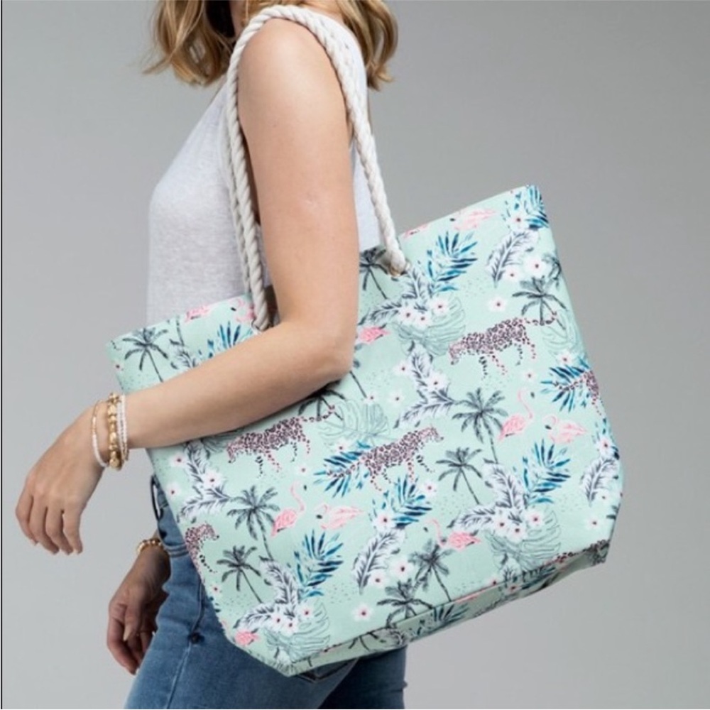Tropical Print Tote Bag by Ruggine Bags Enhance your beach 🏝️ or pool 🏊 day